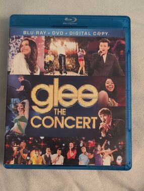 Glee: The Concert Movie Blu-Ray Disc & Case